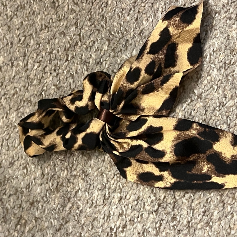 Ponytail scrunchie